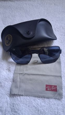 Ray-Ban
