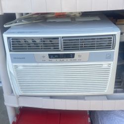 Window Air Conditioner 
