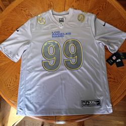L.A. Rams, Aaron Donald NFL Jersey!