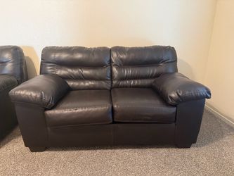 Love seat