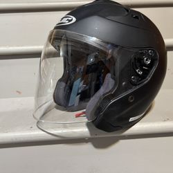 HJC Motorcycle Helmet. DOT approved.