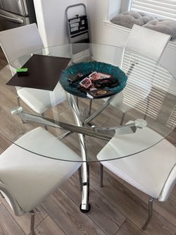 Dinning Table, End Tables & Coffee Table