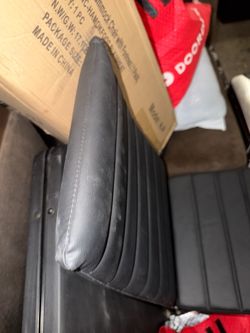 4 Black Chairs