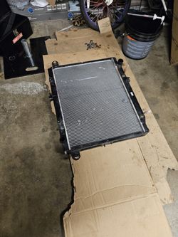 2000 Lexus Lx 470 Radiator,