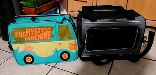 Dog or cat carriers