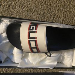 Women’s Gucci Slipper