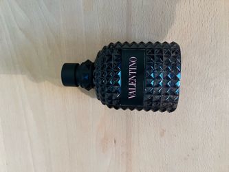 Valentino Uomo Born in Roma Eau de Toilette with Violet