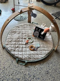 Ingenuity Cozy Spot Reversible Duvet Activity Gym and Play Mat