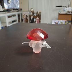 Lovely High Quality Red Crystal Faceted Mushroom With Frosted Base 3"H SEE DESCRIPTION 