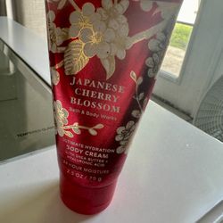 Bath And Body Works Lotion Cherry Blossom 
