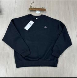 Alo Yoga Black Crewneck Sweatshirt set 70 each
