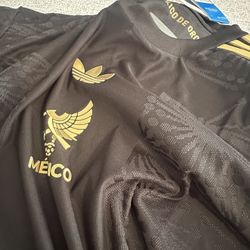 Mexico black and gold