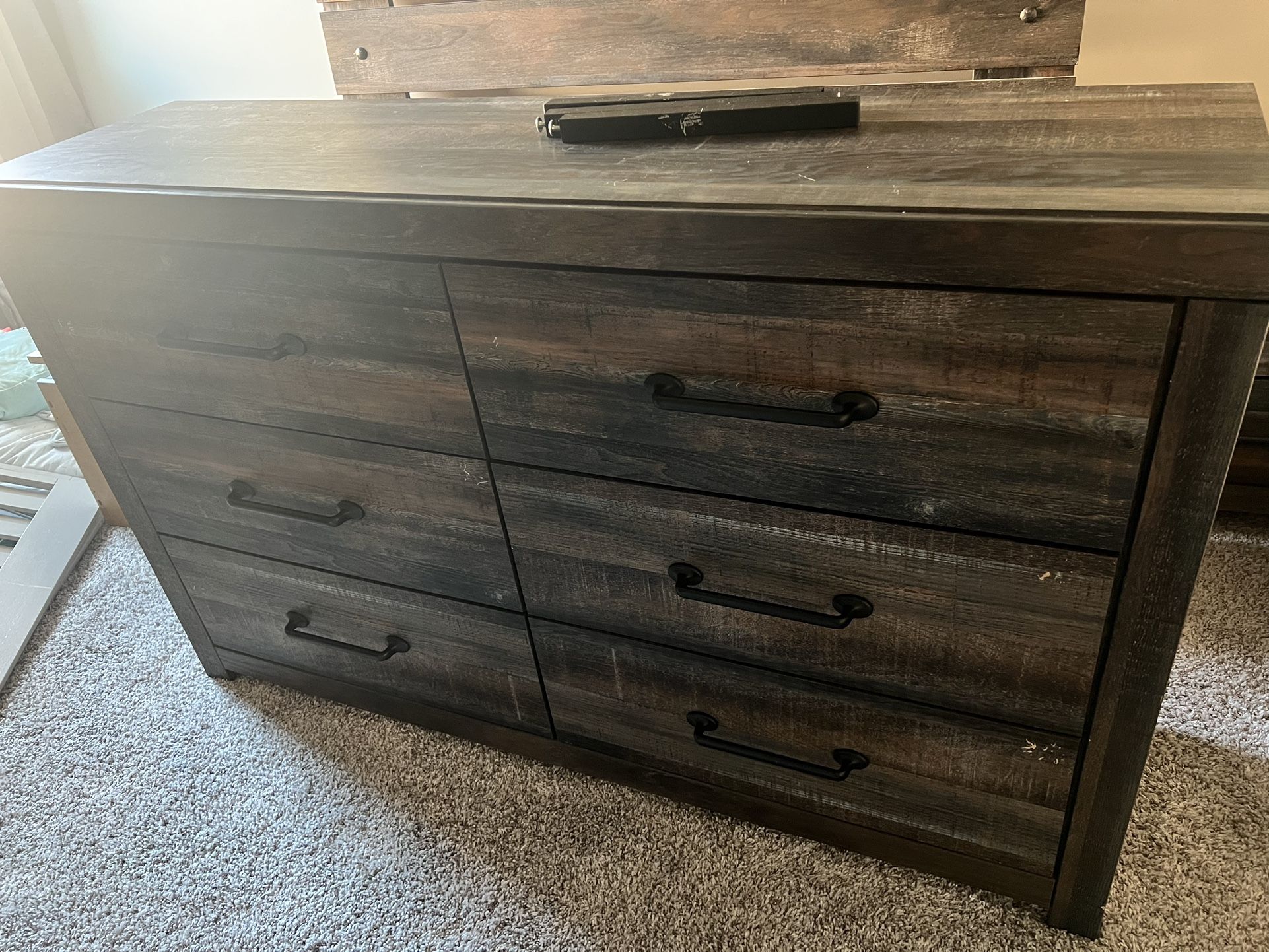 6 Drawer Dresser