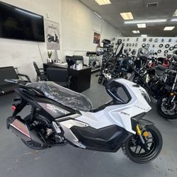 Italica Supra 200 Cc