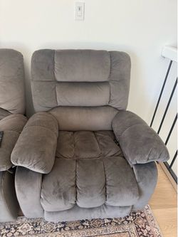 Brown massage/heating recliner
