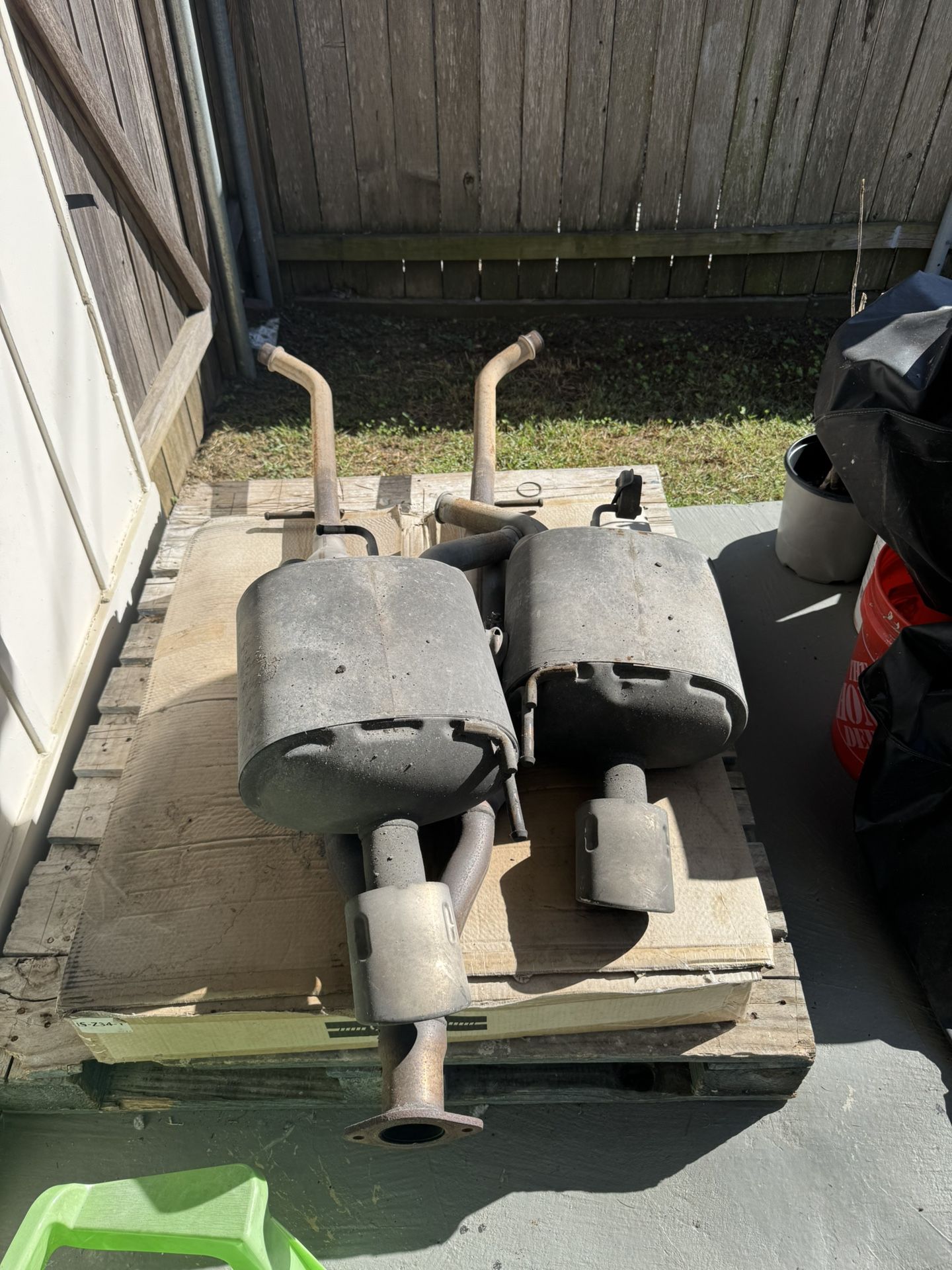 Infiniti G37 OEM exhaust