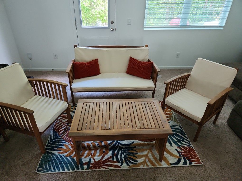 Patio Set W/ Rug And Pillows