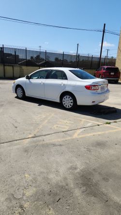 Toyota corola LE 4 cilidros