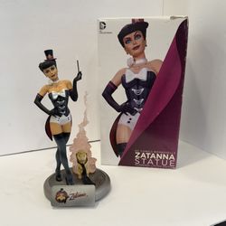 DC Comics Bombshells Zatanna Statue 