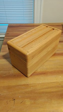 Solid Oak Ice Bucket / Wine Cooler with Lid & Removable Liner