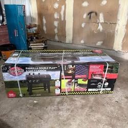 Grill (Gas & Charcoal Combo, 3-Burner, 1,260 sq. in.) – Char-Griller Double Play – Black – New