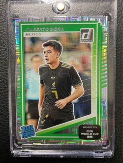 2025-26 Gilberto Mora Donruss Rated Rookie PRIZM MAZE SP Rookie Card. Mexico.