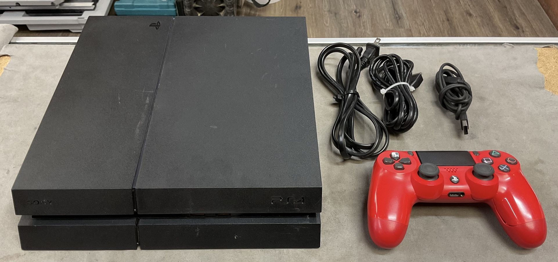 Sony PlayStation 4 Original Complete 