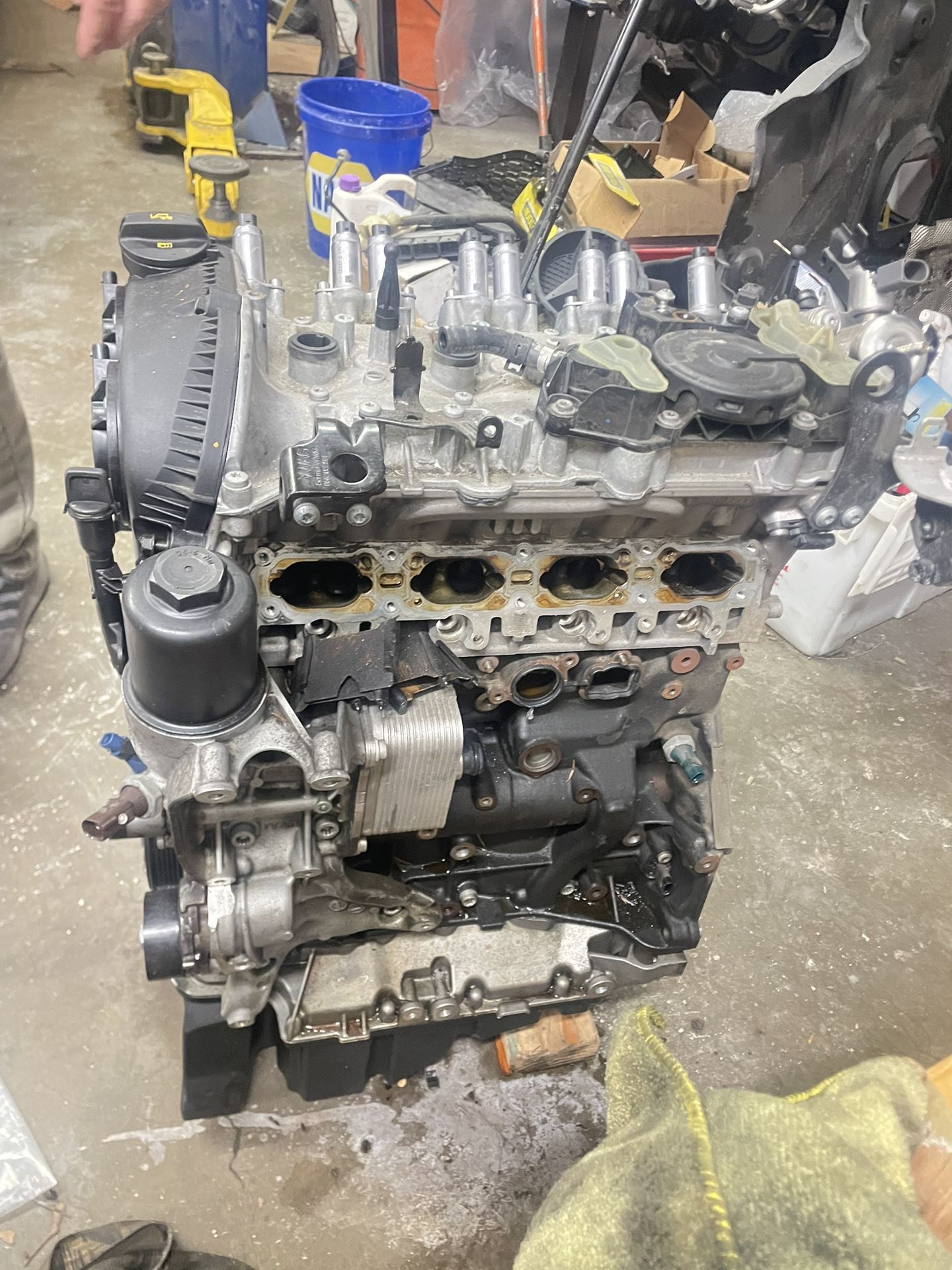 4 Cylinder Audi Motor (for Parts)
