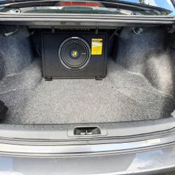 Kicker 10" Subwoofer with amp