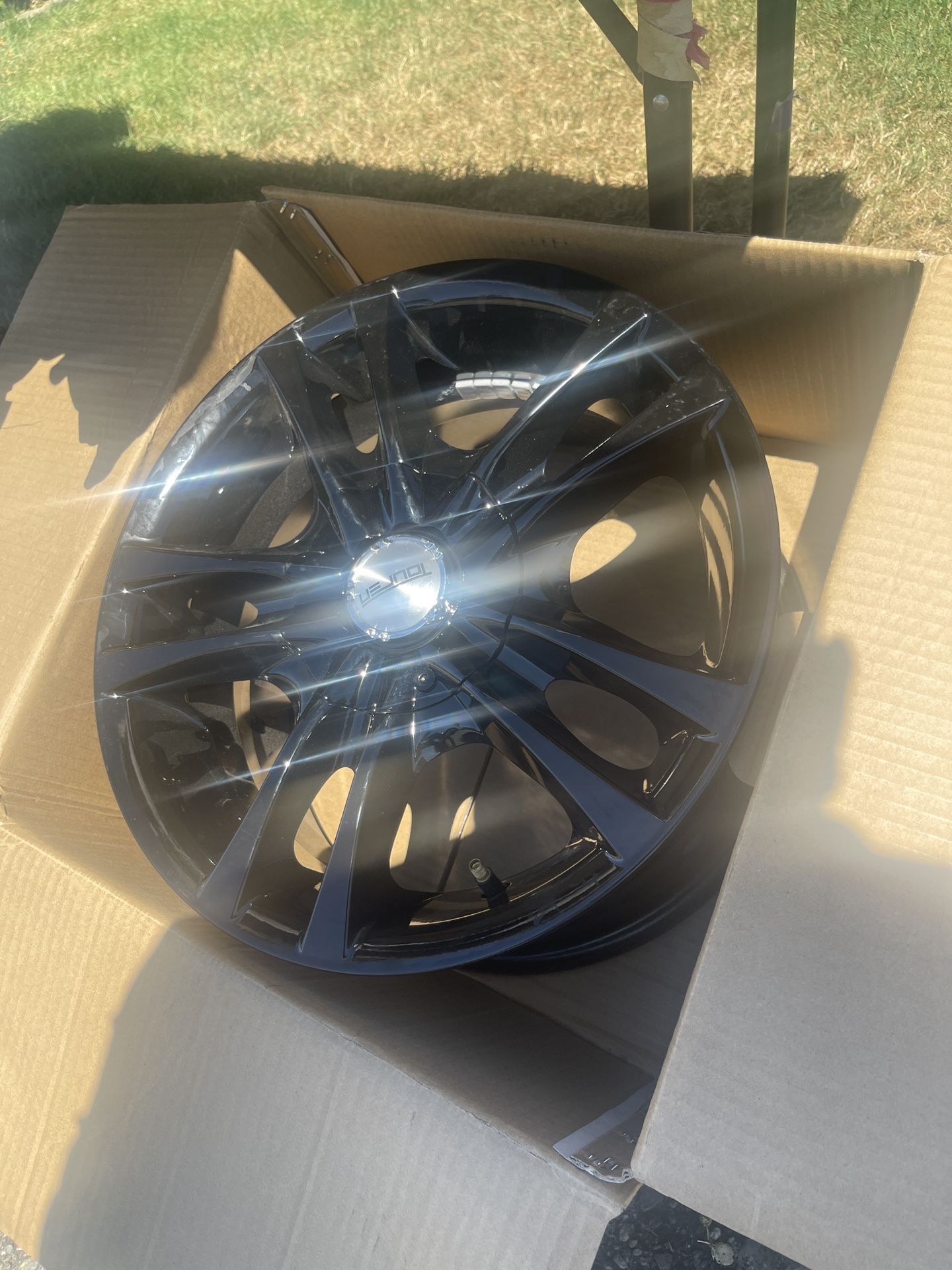 Black Rims New
