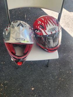 2 Motorcycle Helmets 