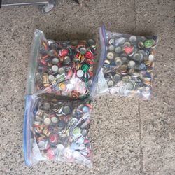 Large Lot of Assorted Beer Bottle Caps – Perfect for Crafts & DIY!
​