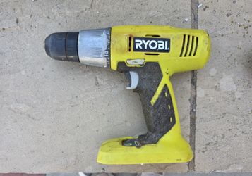 Ryobi One + cordeless 1/2 in drill/driver (tool only)