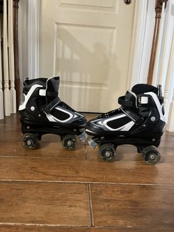 KID’S ROLLER SKATES • LIKE NEW