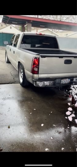 2006 Chevy Silverado 1500 cat eye