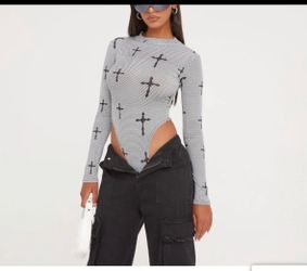 Long-sleeve bodysuit