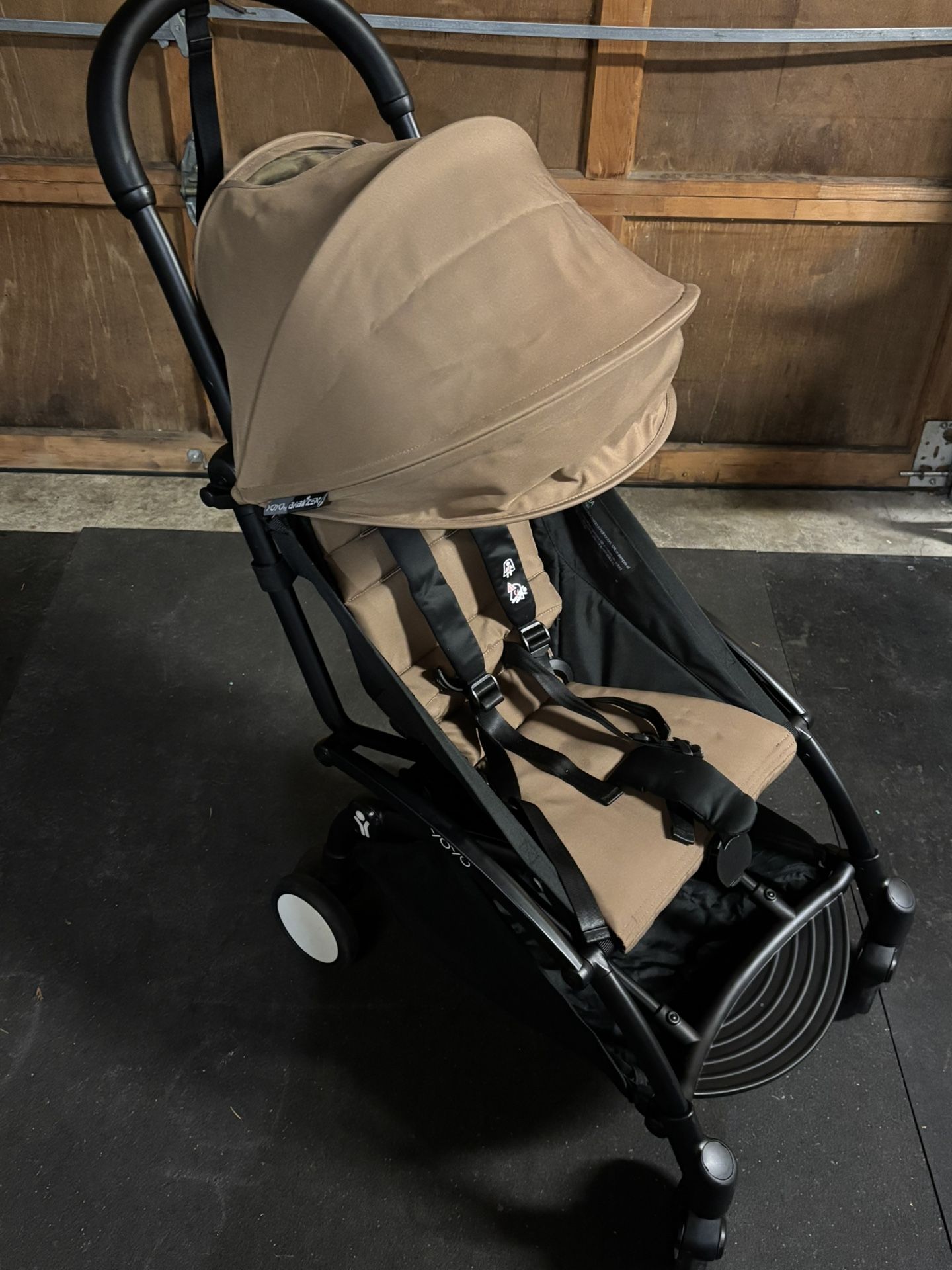 Like New BABYZEN YOYO Stroller
