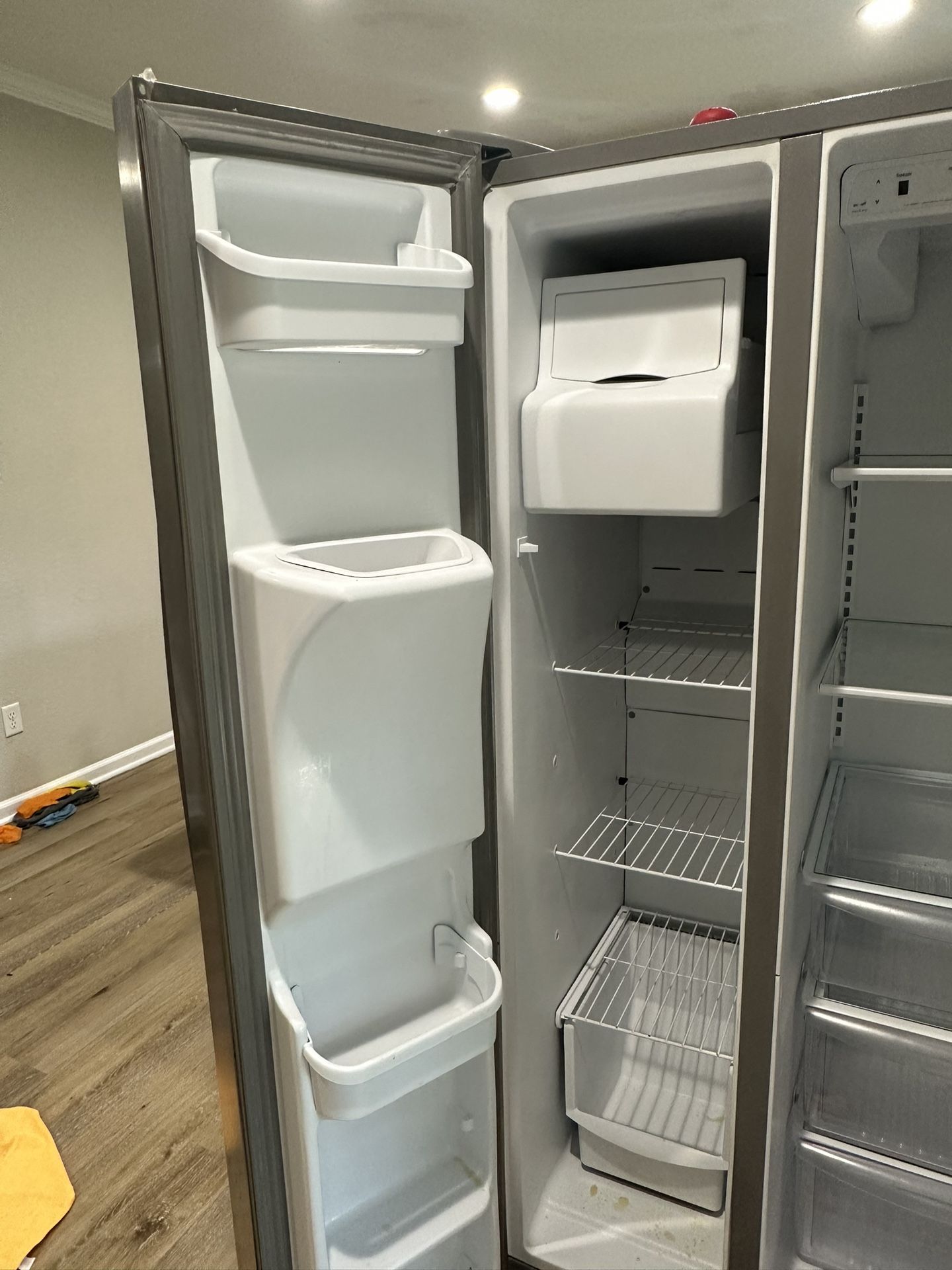 3 Year Old Frigidaire