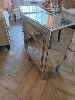 Set of mirrored Night Stands