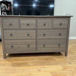  IKEA HEMNES Dresser ( Delivery Is Available)