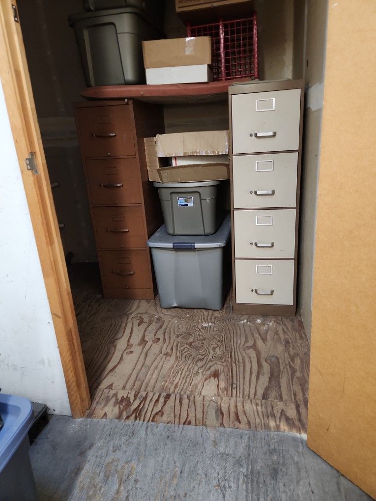 File Cabinets (Large)