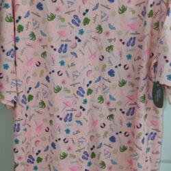 GREAT DEAL - BRAND NEW - PRETTY PASTEL SLEEPSHIRT $3.