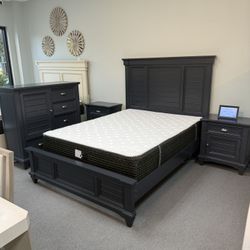 Queen bedroom set (FREE 24H DELIVERY AND SETUP)