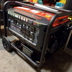 PREDATOR 8750 Watt Generator New