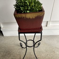 Plant Stand And Pot