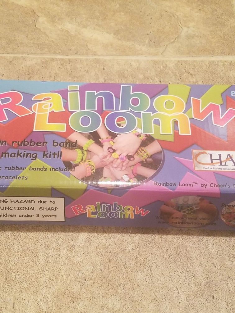 Rainbow Loom Bracelet Kit fun activity, new in box