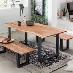 Living edge table for 8