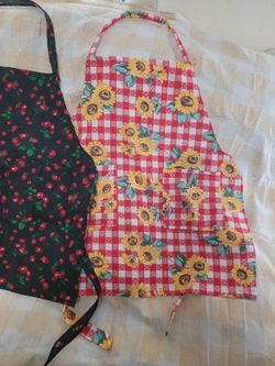 Hand-made Aprons and embroidery small towel