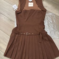 superdown Brown Pleated Sleeveless Mini Dress with Belt Size M
