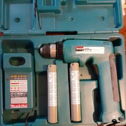 Makita Drill With 2 Batteries